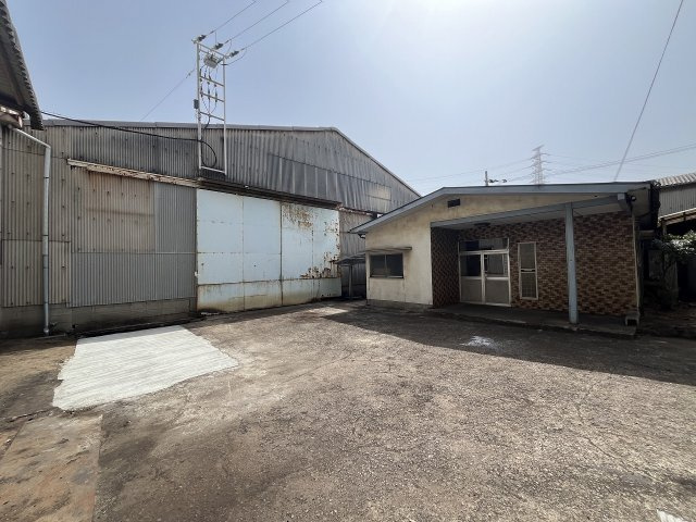 白浜町貸倉庫