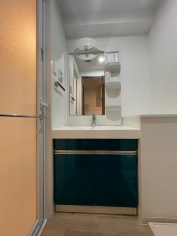 SKYCOURT D－iberte ASAKUSAの独立洗面台
