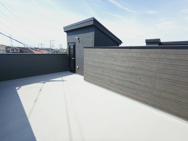 新築戸建のバルコニー|スカイバルコニー