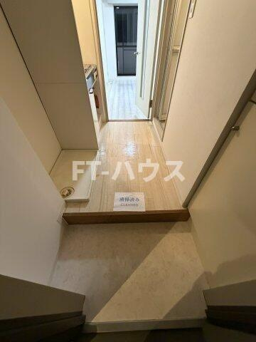 シティクレスト津田沼の玄関