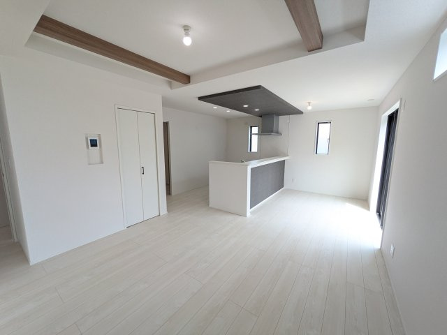 取手市白山　8期　新築戸建ての居間・リビング