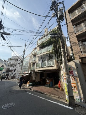 ビラ中島の外観