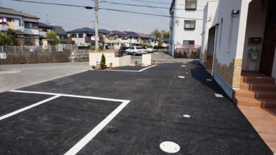 【駐車場】 | ラークハウス