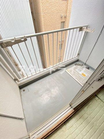 大阪市淀川区西宮原１丁目の賃貸マンションのバルコニー