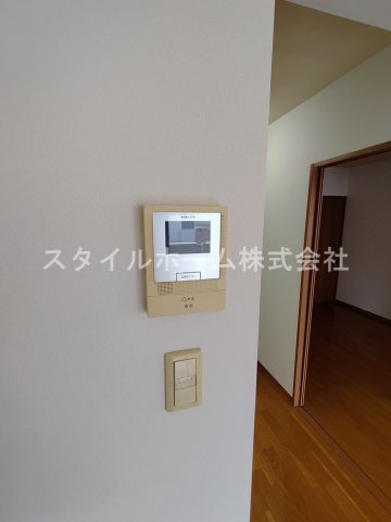 レグルスのセキュリティ|同建物内別部屋の写真です。