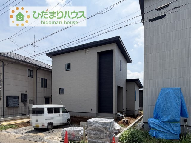 【外観】 | 牛久市中央1丁目　新築戸建　2号棟 | たっぷりの陽光と心地よい風が舞い込む住まい♪