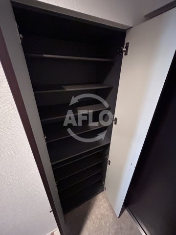 ノルデンタワー新大阪プレミアムの収納|ノルデンタワー新大阪プレミアム　シューズボックス