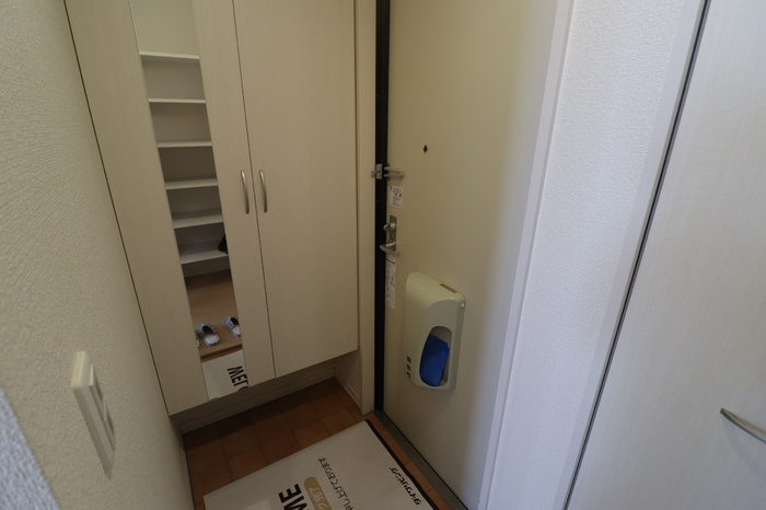 【玄関】