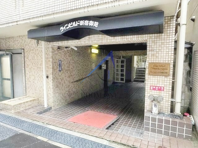 ラインビルド新宿御苑のエントランス|エントランスです。