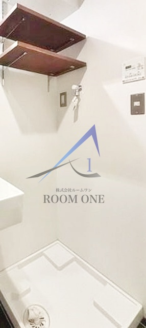 ラインビルド新宿御苑のその他|洗濯機置き場です。