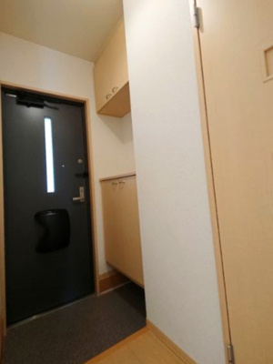 【玄関】 | クレセントII | ※イメージ　同物件別号室の写真