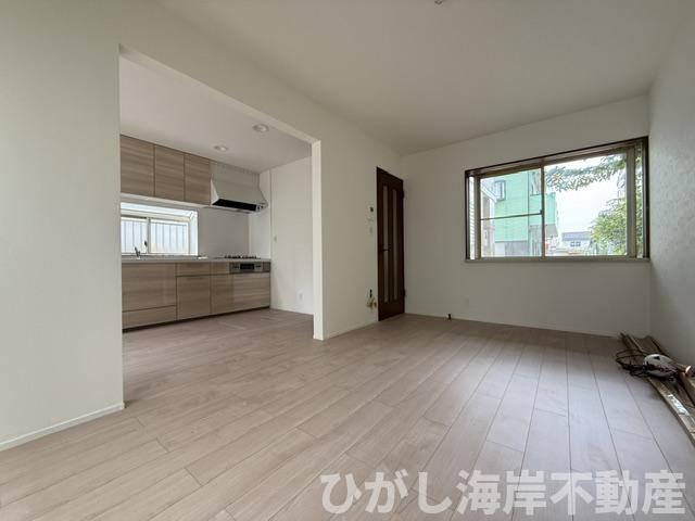 平塚市西八幡３丁目　中古戸建のダイニング|新規リフォーム完了！　LDK