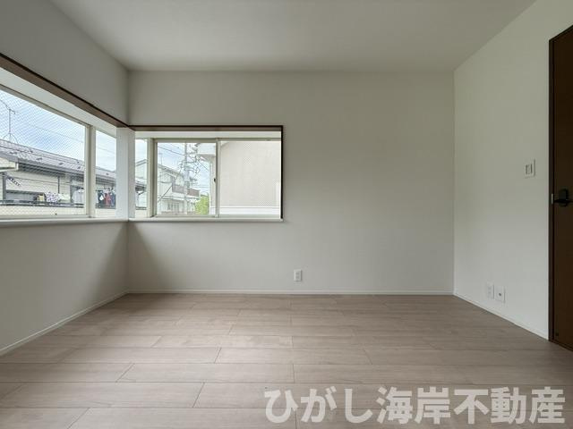 平塚市西八幡３丁目　中古戸建の子供部屋|新規リフォーム完了！　6.3帖　洋室