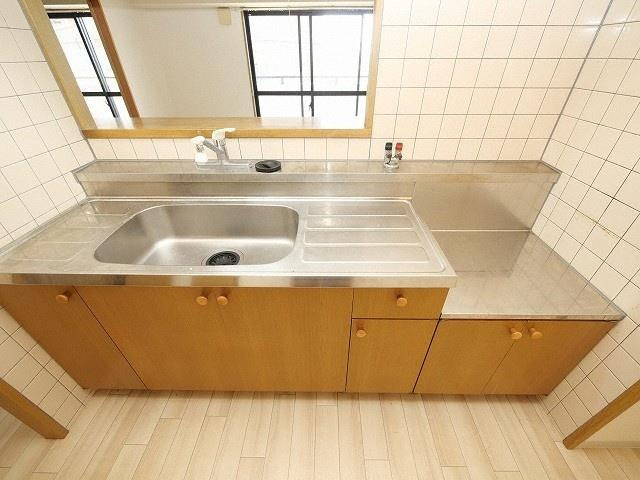 メゾンドール藤が丘のキッチン