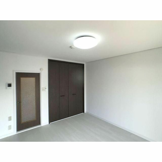 コムハウスの居間・リビング