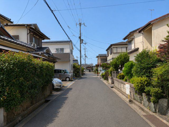 近江八幡市堀上町の前面道路含む現地写真