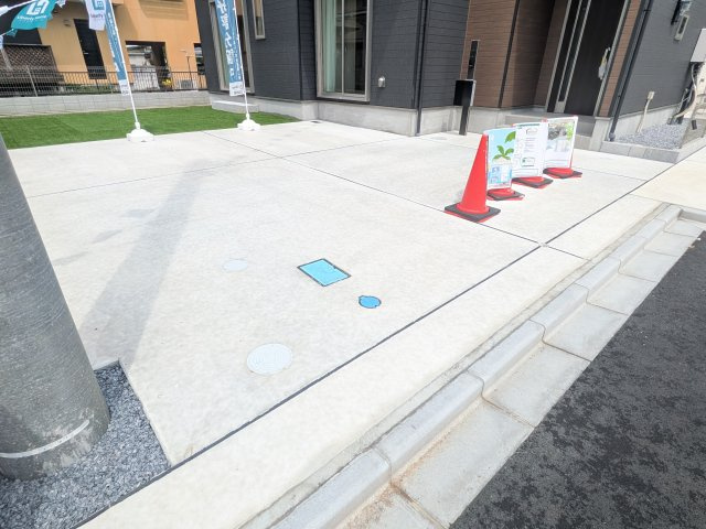 土浦市下高津3丁目347番　新築戸建て　B号棟の駐車場|駐車は2台可能です♪