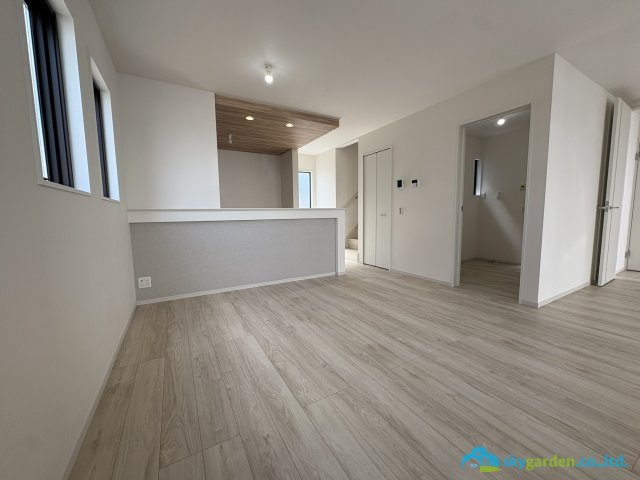 藤沢市長後3期　新築戸建　全3棟3号棟の居間・リビング