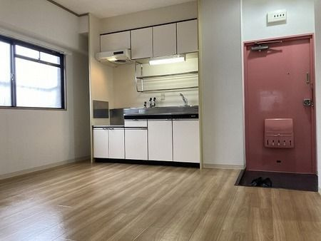 青風ハイツの居間・リビング