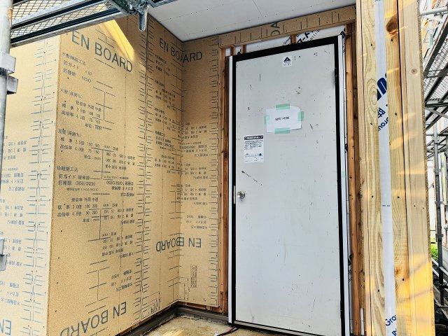 八王子市　緑町　新築一戸建ての玄関|～玄関～