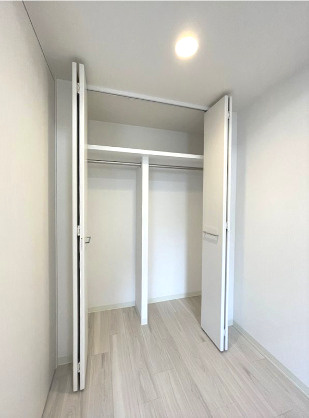 名古屋市中区千代田３丁目の賃貸マンションの収納