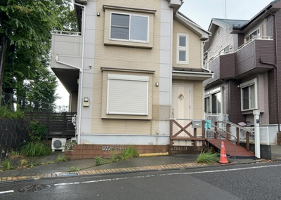 【展望】 | 宇津木町中古戸建 | 桜や紅葉の名所に出かける人は多いと思いますが、家にいながら季節の移ろいを感じる生活を送りませんか？リビングや窓から見える景色が生活を彩るワンポイントに！現地から見える景色を堪能してみては如何でしょう。