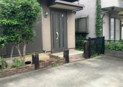 【防犯設備】 | 横川町中古戸建 | 当然のことではありますが、オートロックやセンサーライト、ホームセキュリティーなどの防犯設備があれば、小さいお子様がいるご家庭も安心ですよね！まず物件購入の際は、防犯設備もチェックするようにしましょう。