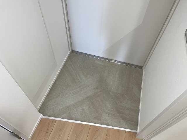 【玄関】