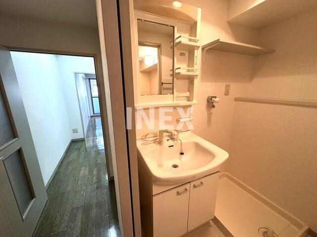 横浜市西区平沼１丁目の賃貸マンションの独立洗面台