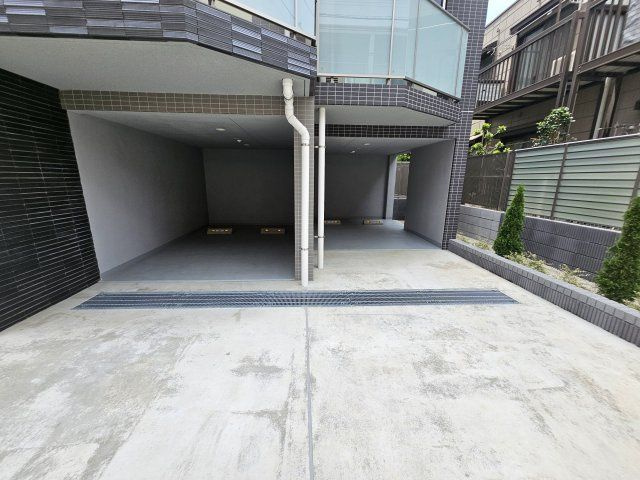 ＭＡＸＩＶ東府中ＤＵＥの駐車場