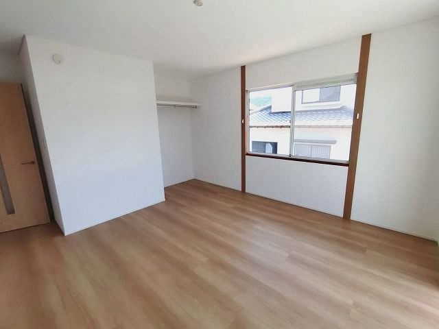 【洋室】 | 宗像市自由ヶ丘南3丁目戸建