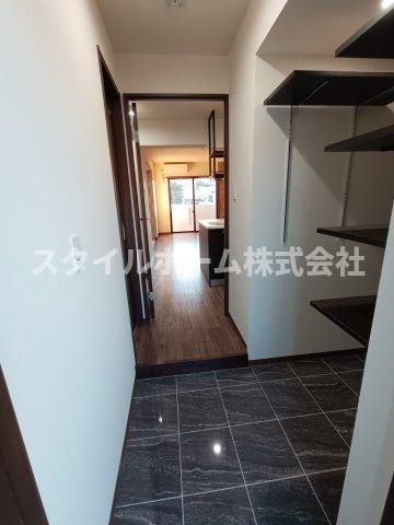 モンベールの玄関|同建物内別部屋の写真です。