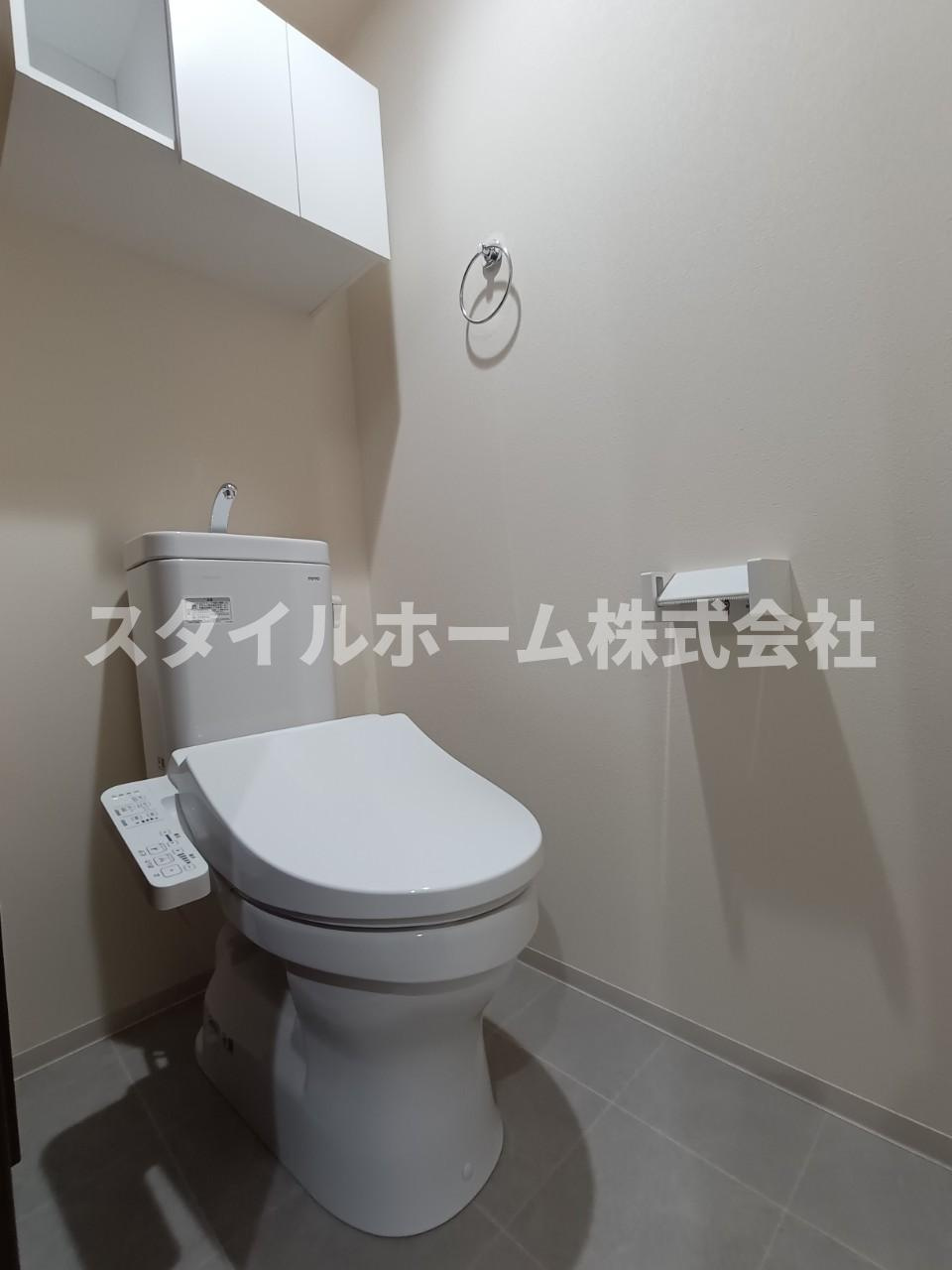 モンベールのトイレ|同建物内別部屋の写真です。