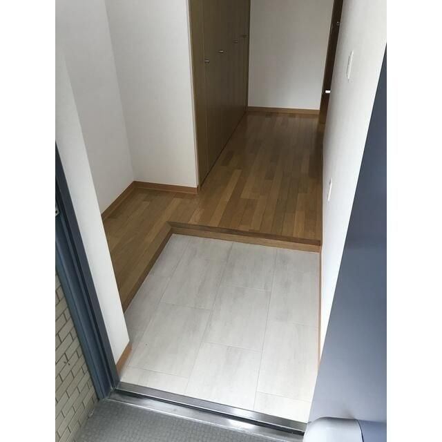 メジロテークの玄関