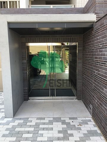 リアンレガーロ井尻ステーション2のエントランス|清潔感のあるうモダンなエントランスです!
