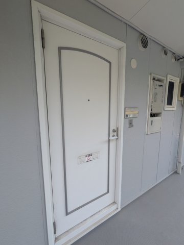 サンクレストせどの玄関|※同タイプの間取りの別号室となります。現況優先です。リノベーション工事中。