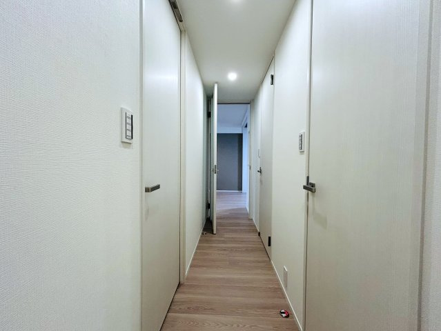 脅威の１１路線４駅の使い勝手は横浜イチ？自分専用の庭でなにしましょう？？収納豊富で生活のしやすさもOK！！室内はもちろんですが、実際に見て見て見て！な、『シャリエ横浜ベイグランデ』リノベーションの内装|内装もきれいです