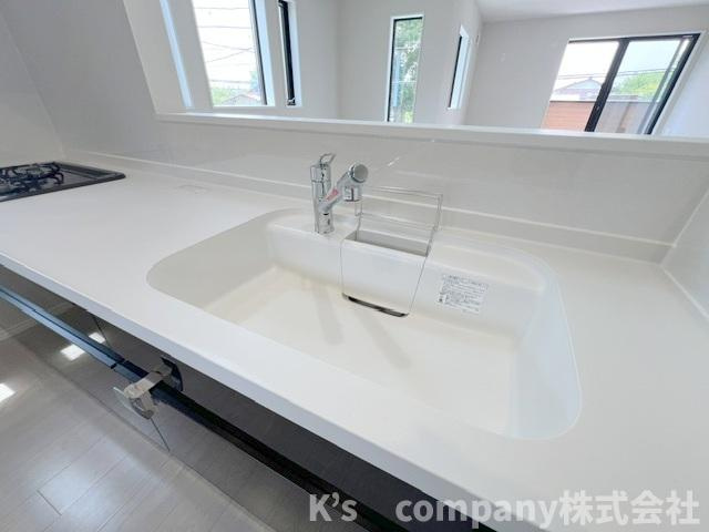 ◎茅ヶ崎市高田1丁目　新築戸建のキッチン|人造大理石のおしゃれなシンク◇