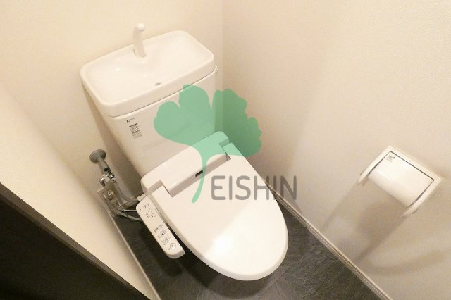 Grandtic グレイス博多南(グランティックグレイス博多南)のトイレ|清潔感のあるトイレです。