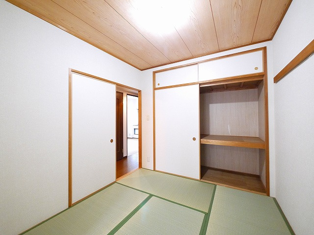 ライオンズマンション奈良帝塚山の駐車場