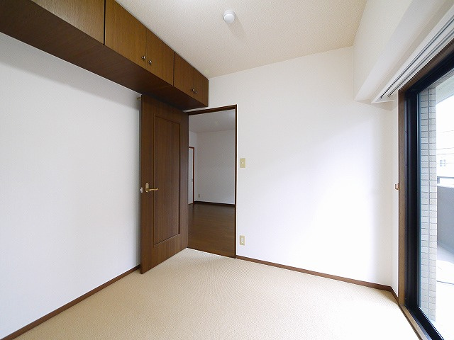 ライオンズマンション奈良帝塚山の駐車場