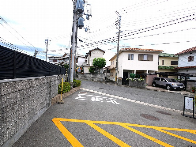 ライオンズマンション奈良帝塚山の駐車場