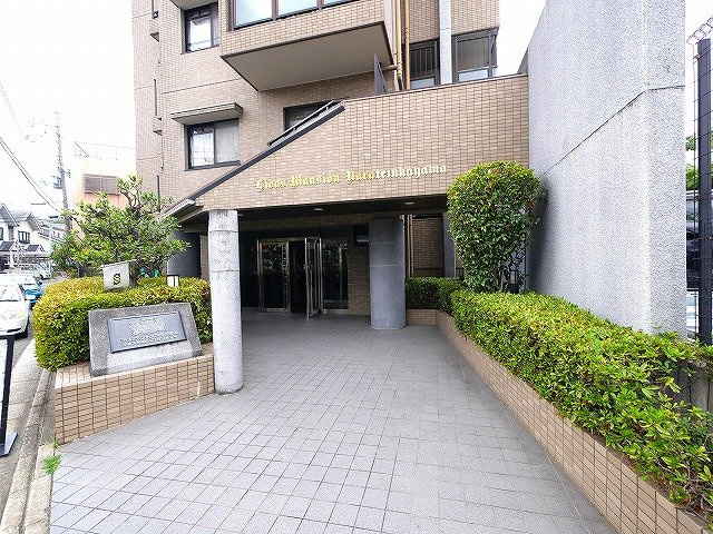 ライオンズマンション奈良帝塚山のエントランス