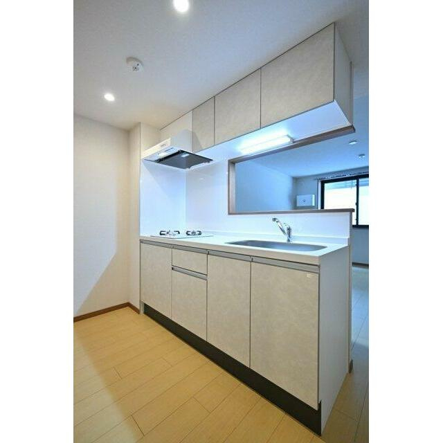 ＣＥＮＴＲＡＬ　ＧＡＲＤＥＮ　ＲＥＳＩＤＥＮＣＥ　ＴＯＫＹＯのキッチン