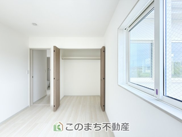 いろどりアイタウン矢板市鹿島町の収納|各居室に収納付で住みやすさにこだわっています♪