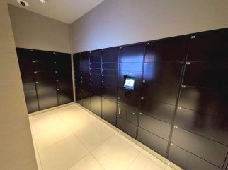 【設備】 | ブリリアタワー堂島 | 【宅配ボックス】大小さまざまなサイズの荷物に対応！宅配時間を気にせずお出かけいただけます！