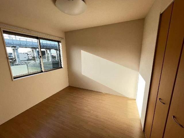 Ｒ＆Ｍの設備|西洋室収納