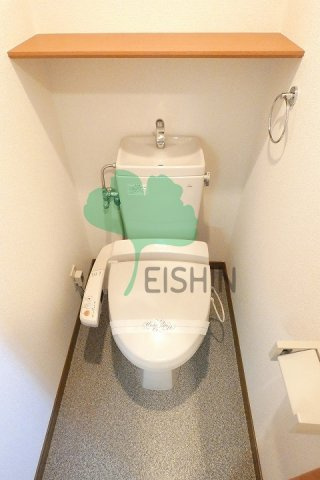 ロイヤル博多駅東のトイレ|清潔感のあるトイレです。