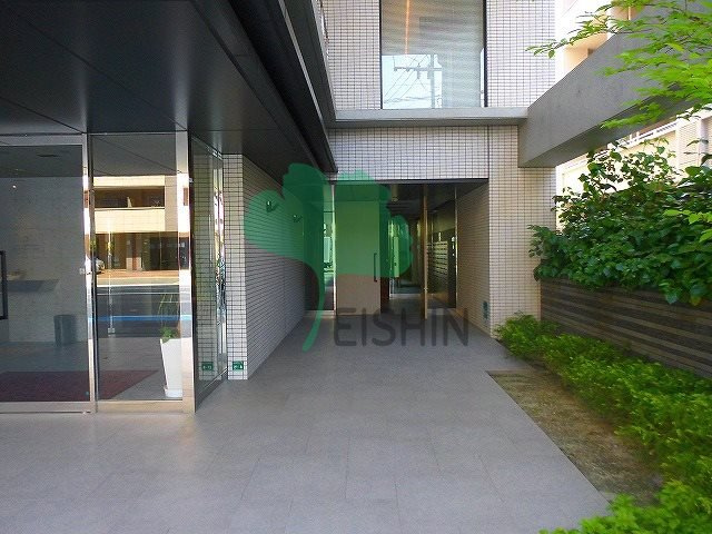 トラストレジデンス博多駅南