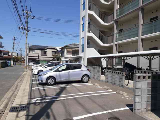 グローヴガーデンEの外観